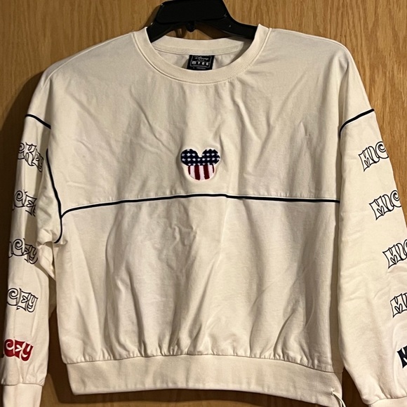 Mickey Mouse shirt size large - Picture 2 of 2